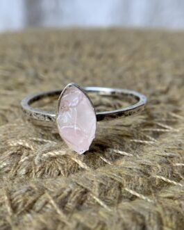 Rose Quartz Ring (Silver)